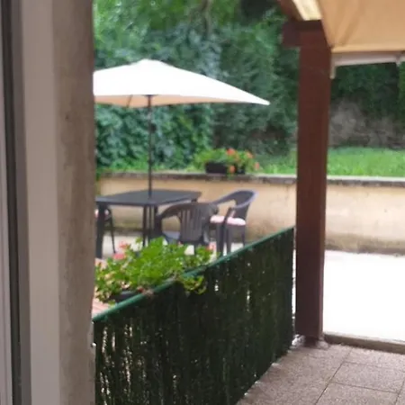 Cote Jardin Apartman Decazeville
